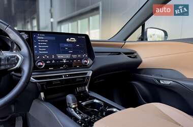 Внедорожник / Кроссовер Lexus RX 2023 в 