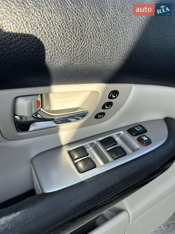 Позашляховик / Кросовер Lexus RX 2005 в Львові