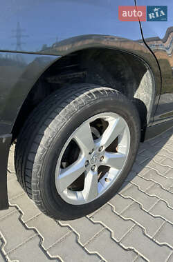 Внедорожник / Кроссовер Lexus RX 2005 в 