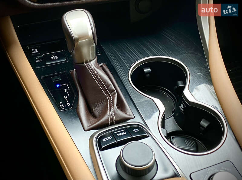 Внедорожник / Кроссовер Lexus RX 2018 в Киеве