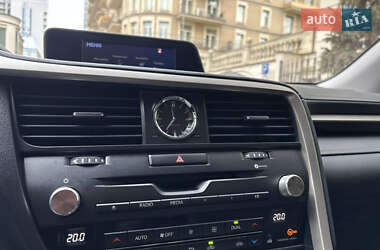 Позашляховик / Кросовер Lexus RX 2018 в  фото 33 Позашляховик / Кросовер Lexus RX 2018 в