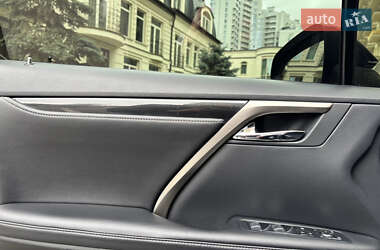 Позашляховик / Кросовер Lexus RX 2018 в  фото 29 Позашляховик / Кросовер Lexus RX 2018 в