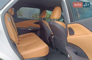 Внедорожник / Кроссовер Lexus RX 2024 в 