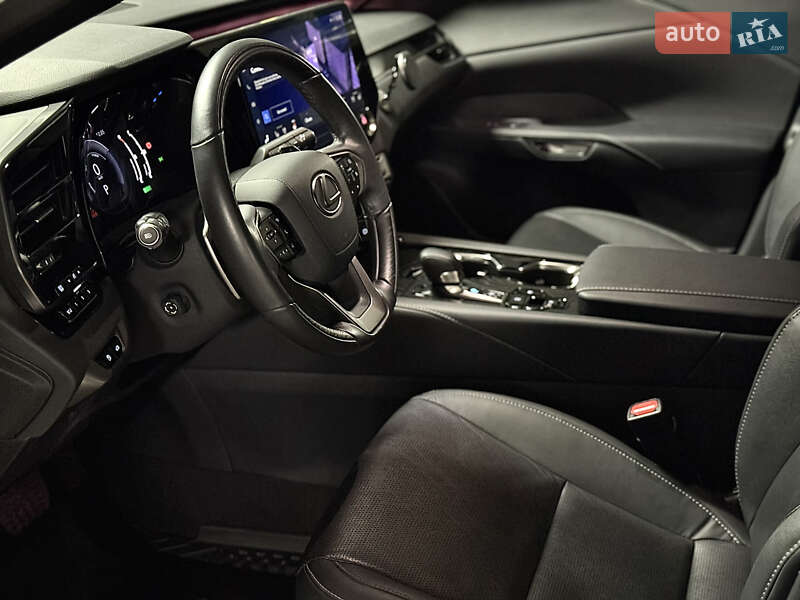 Внедорожник / Кроссовер Lexus RX 2023 в Одессе фото 12 Внедорожник / Кроссовер Lexus RX 2023 в Одессе