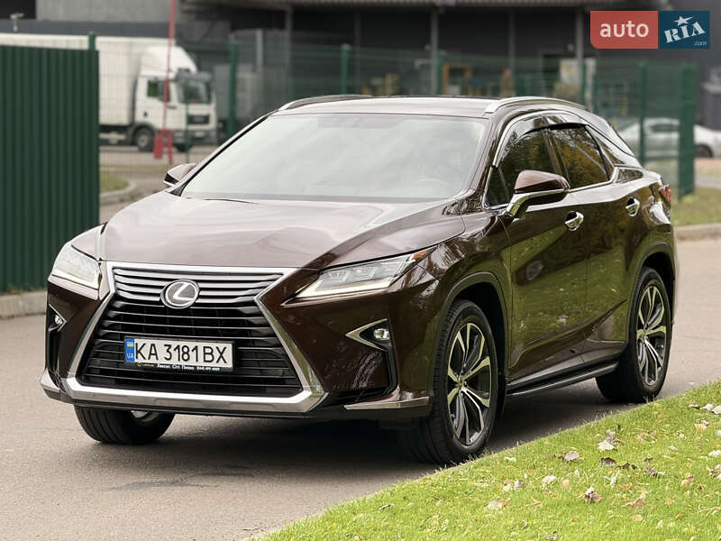 Внедорожник / Кроссовер Lexus RX 2016 в 
