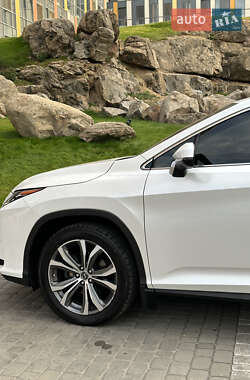 Внедорожник / Кроссовер Lexus RX 2019 в 