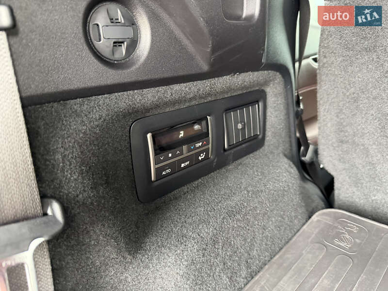 Позашляховик / Кросовер Lexus RX 2019 в Києві