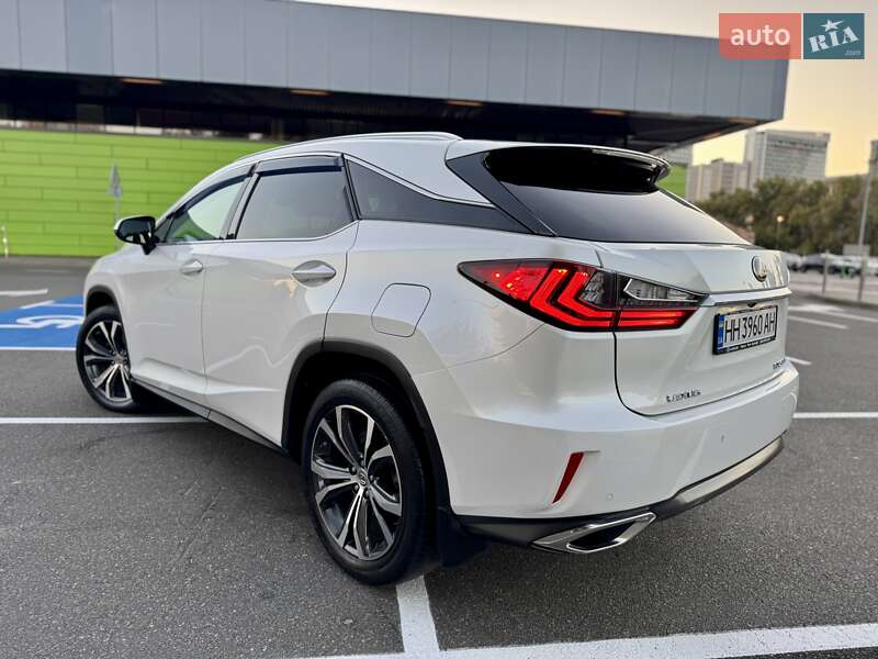 Внедорожник / Кроссовер Lexus RX 2016 в Киеве