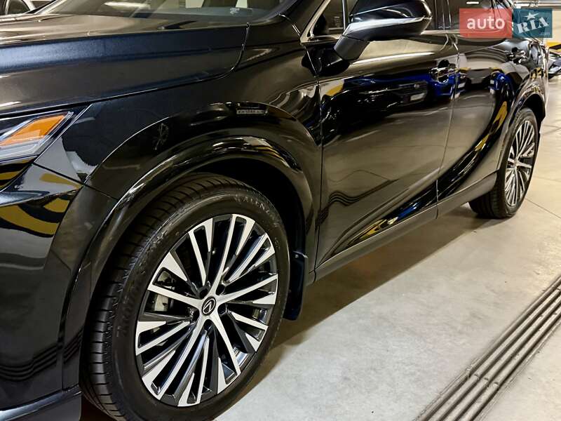 Позашляховик / Кросовер Lexus RX 2024 в Києві