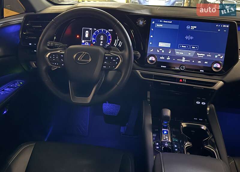 Позашляховик / Кросовер Lexus RX 2024 в Києві