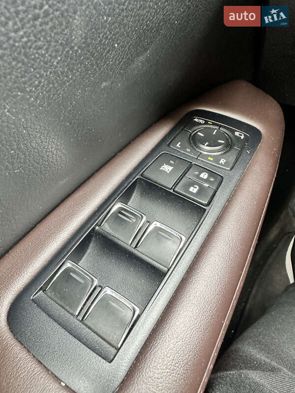 Внедорожник / Кроссовер Lexus RX 2016 в Киеве