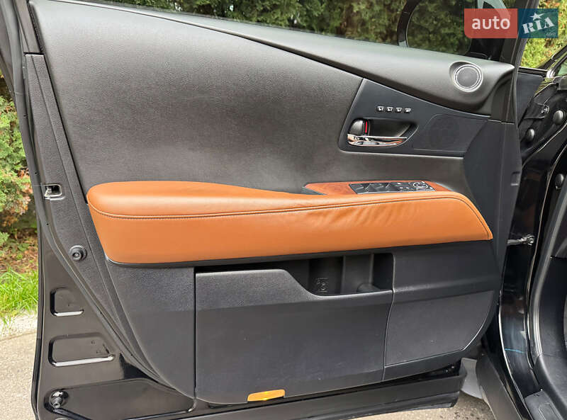 Позашляховик / Кросовер Lexus RX 2015 в Тернополі