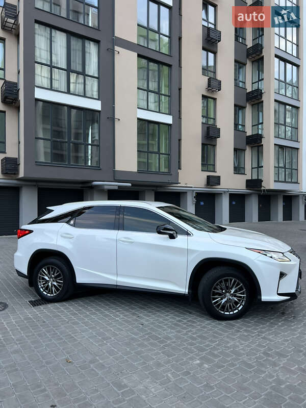 Внедорожник / Кроссовер Lexus RX 2017 в Днепре