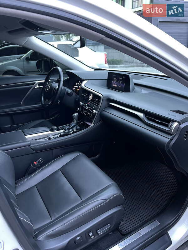 Внедорожник / Кроссовер Lexus RX 2017 в Днепре