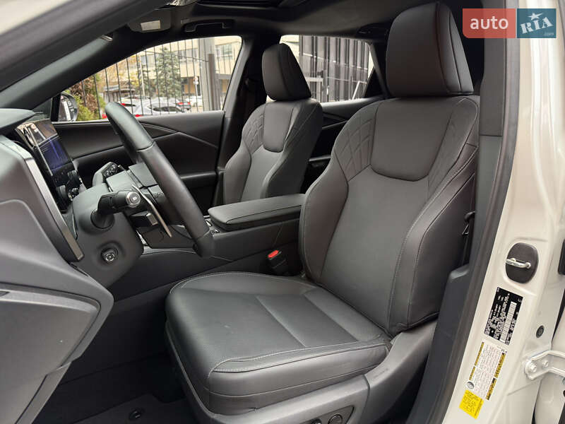 Внедорожник / Кроссовер Lexus RX 2023 в Киеве фото 10 Внедорожник / Кроссовер Lexus RX 2023 в Киеве