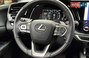 Позашляховик / Кросовер Lexus RX 2023 в  фото 18 Позашляховик / Кросовер Lexus RX 2023 в
