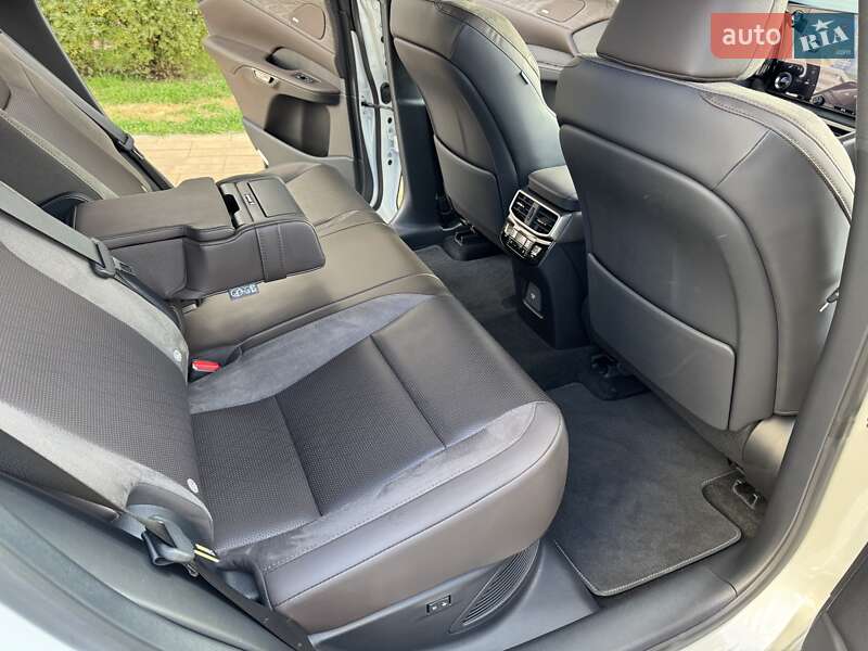 Внедорожник / Кроссовер Lexus RX 2023 в Киеве фото 51 Внедорожник / Кроссовер Lexus RX 2023 в Киеве