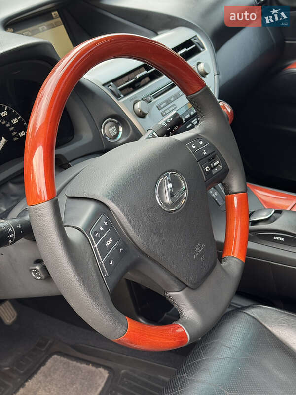 Внедорожник / Кроссовер Lexus RX 2010 в Киеве