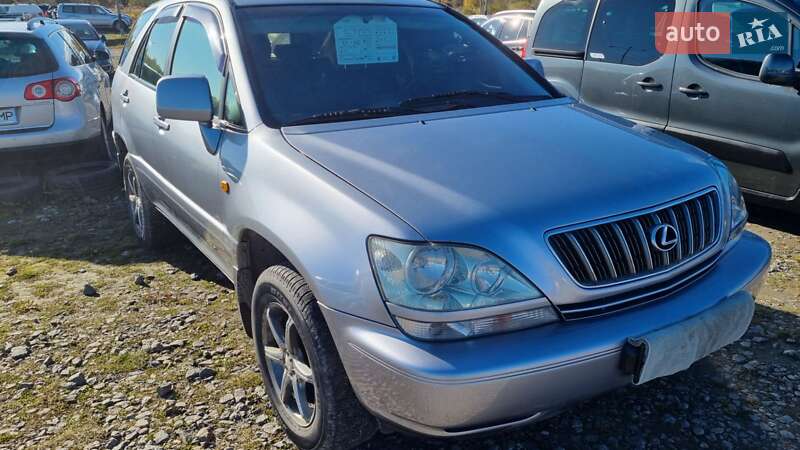 Внедорожник / Кроссовер Lexus RX 2001 в Львове