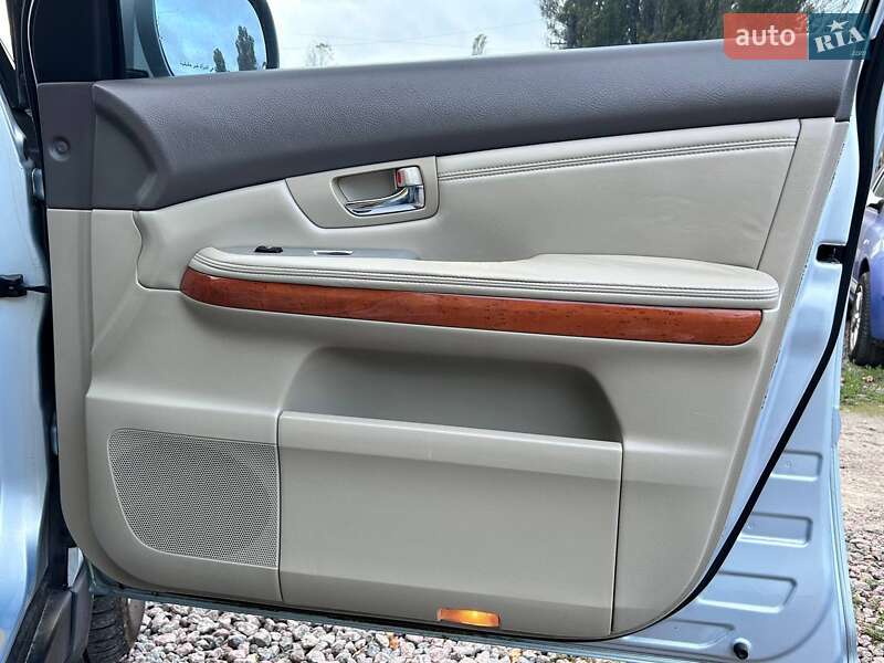 Внедорожник / Кроссовер Lexus RX 2005 в Одессе