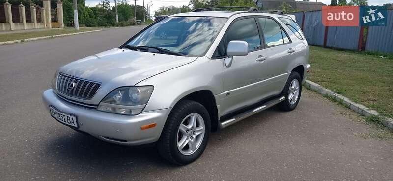 Позашляховик / Кросовер Lexus RX 2002 в Чорноморську