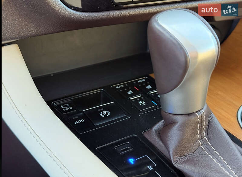 Внедорожник / Кроссовер Lexus RX 2017 в Тернополе фото 10 Внедорожник / Кроссовер Lexus RX 2017 в Тернополе