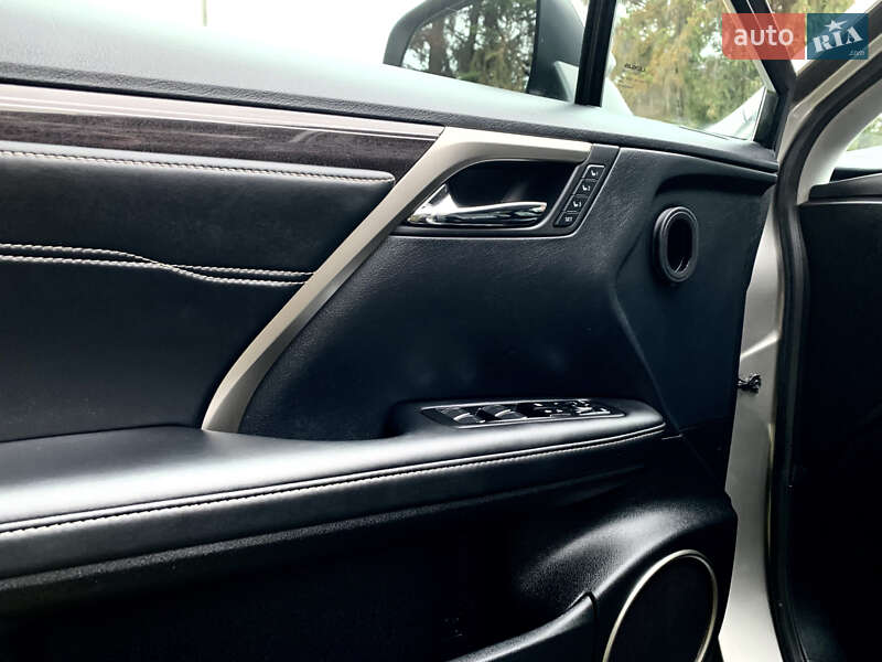 Позашляховик / Кросовер Lexus RX 2019 в Рівному фото 28 Позашляховик / Кросовер Lexus RX 2019 в Рівному