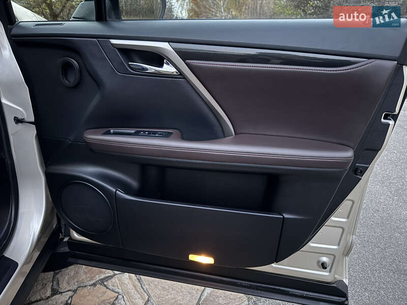 Позашляховик / Кросовер Lexus RX 2016 в Києві