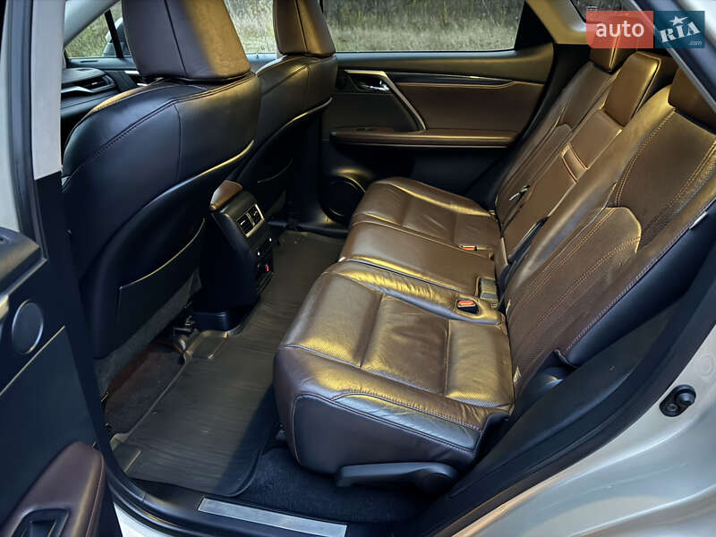 Позашляховик / Кросовер Lexus RX 2016 в Києві