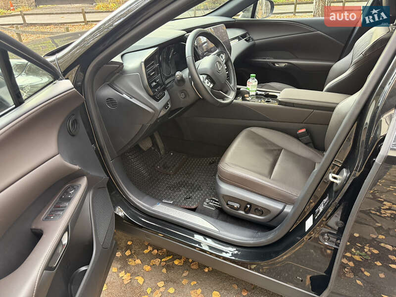 Внедорожник / Кроссовер Lexus RX 2024 в Киеве фото 13 Внедорожник / Кроссовер Lexus RX 2024 в Киеве