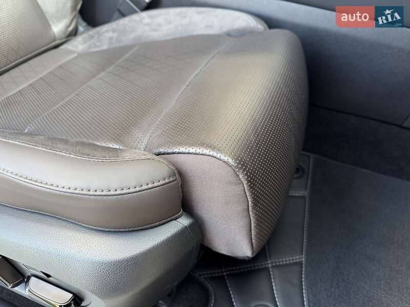 Внедорожник / Кроссовер Lexus RX 2023 в Киеве