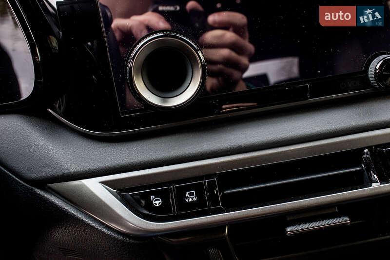 Позашляховик / Кросовер Lexus RX 2023 в Львові