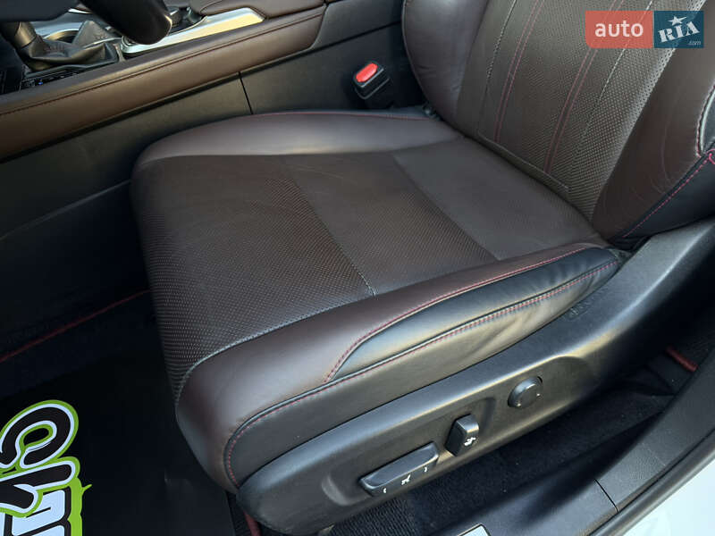 Внедорожник / Кроссовер Lexus RX 2019 в Киеве фото 37 Внедорожник / Кроссовер Lexus RX 2019 в Киеве