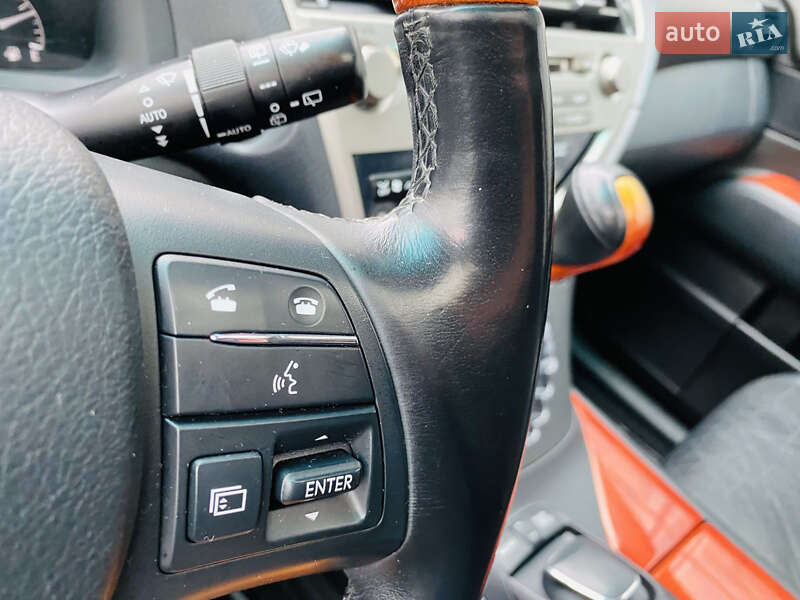 Позашляховик / Кросовер Lexus RX 2010 в Харкові