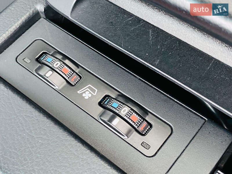 Позашляховик / Кросовер Lexus RX 2010 в Харкові