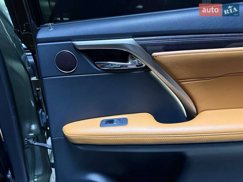 Внедорожник / Кроссовер Lexus RX 2022 в Киеве