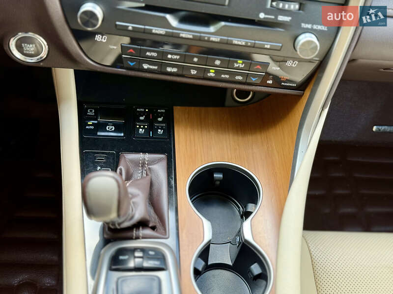 Внедорожник / Кроссовер Lexus RX 2016 в Черновцах