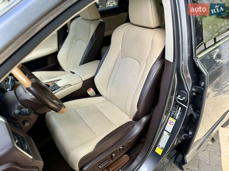 Внедорожник / Кроссовер Lexus RX 2016 в Черновцах