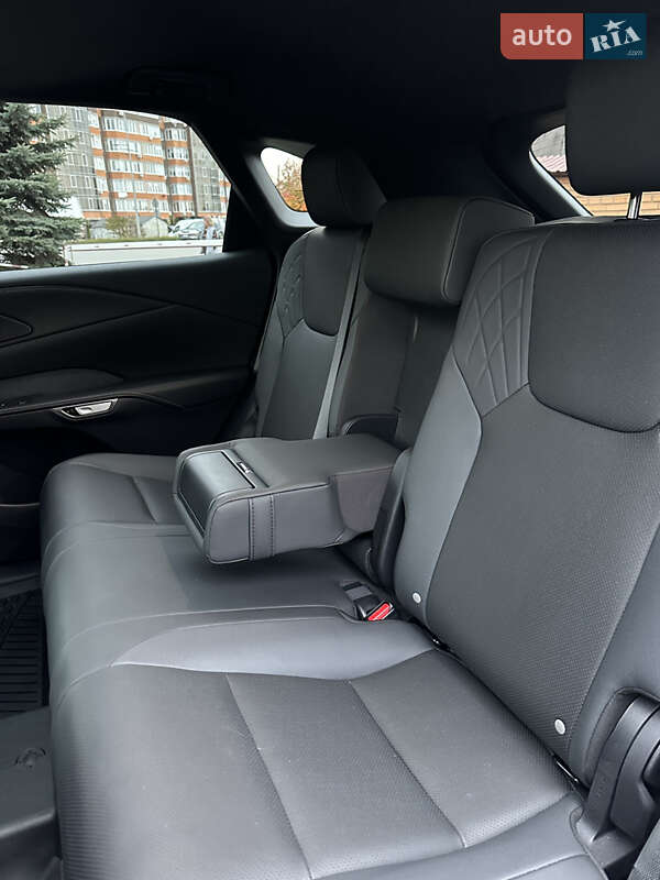 Позашляховик / Кросовер Lexus RX 2024 в Тернополі фото 63 Позашляховик / Кросовер Lexus RX 2024 в Тернополі