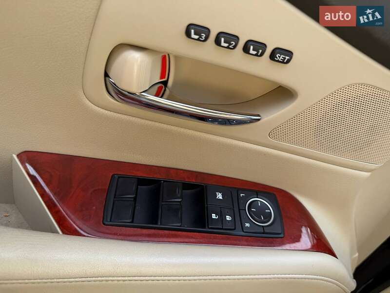 Внедорожник / Кроссовер Lexus RX 2010 в Черноморске фото 9 Внедорожник / Кроссовер Lexus RX 2010 в Черноморске