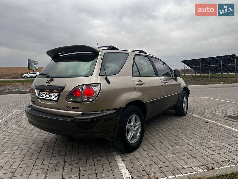 Внедорожник / Кроссовер Lexus RX 2001 в Львове