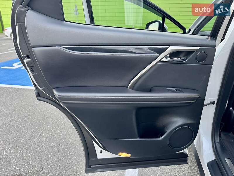 Позашляховик / Кросовер Lexus RX 2016 в Києві