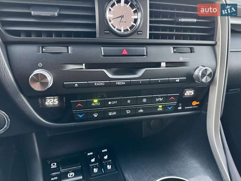 Позашляховик / Кросовер Lexus RX 2016 в Києві