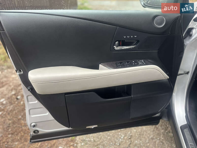 Внедорожник / Кроссовер Lexus RX 2013 в Киеве фото 11 Внедорожник / Кроссовер Lexus RX 2013 в Киеве