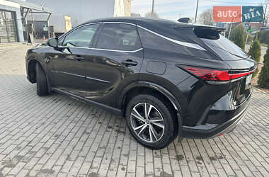 Внедорожник / Кроссовер Lexus RX 2023 в Вишневом