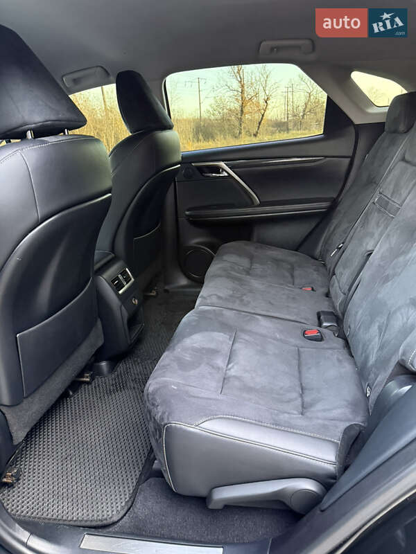 Внедорожник / Кроссовер Lexus RX 2018 в Первомайске