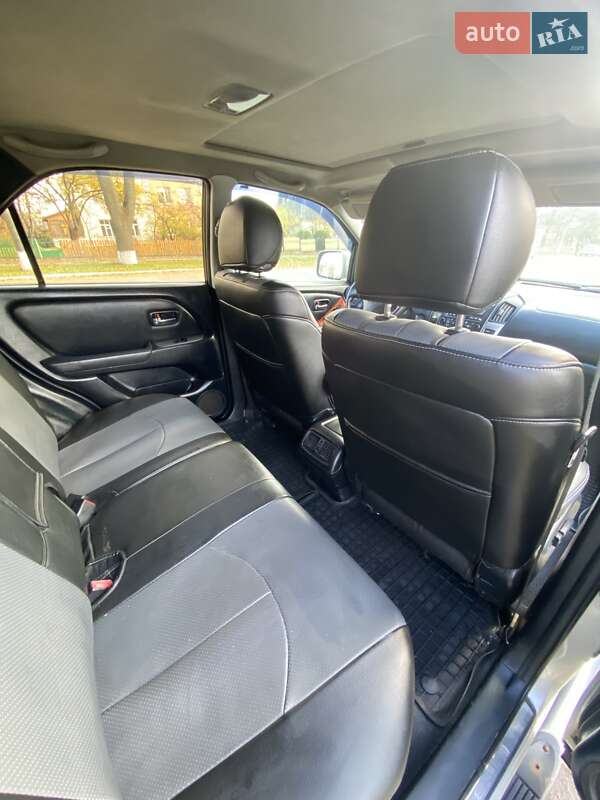 Позашляховик / Кросовер Lexus RX 2001 в Чечельнику