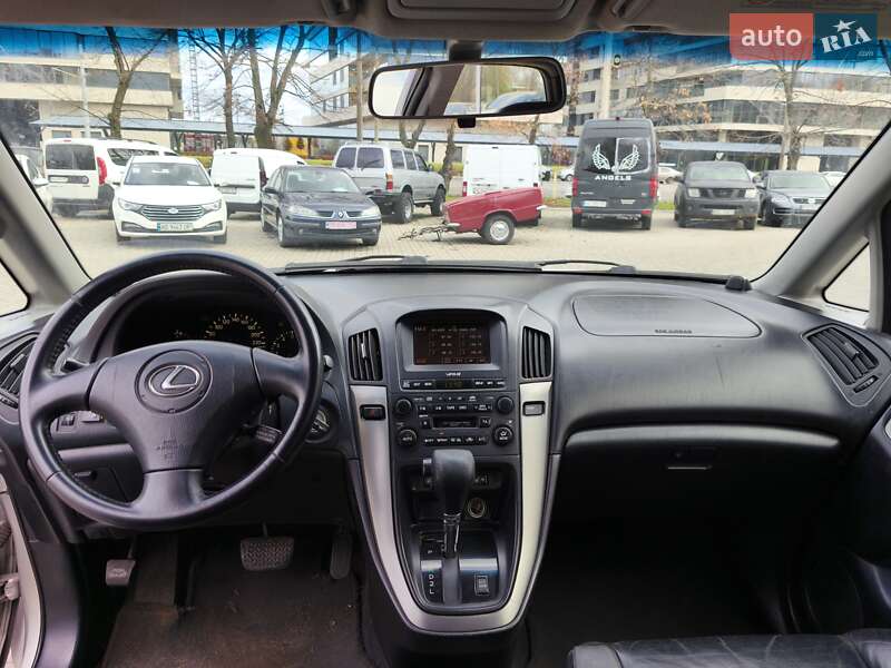 Внедорожник / Кроссовер Lexus RX 2002 в Днепре