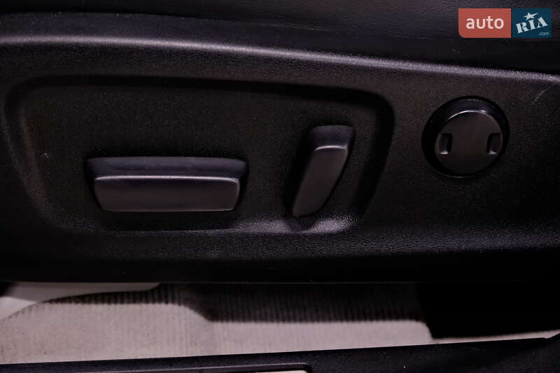 Внедорожник / Кроссовер Lexus RX 2017 в Одессе