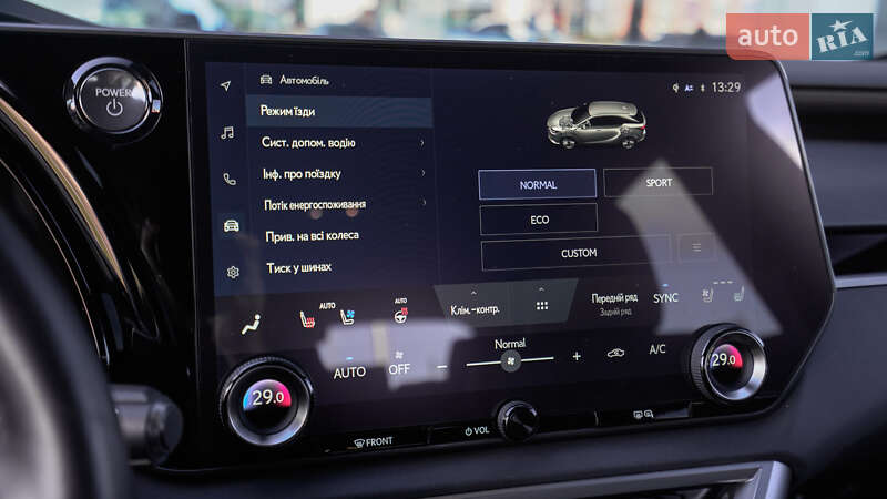 Внедорожник / Кроссовер Lexus RX 2023 в Львове